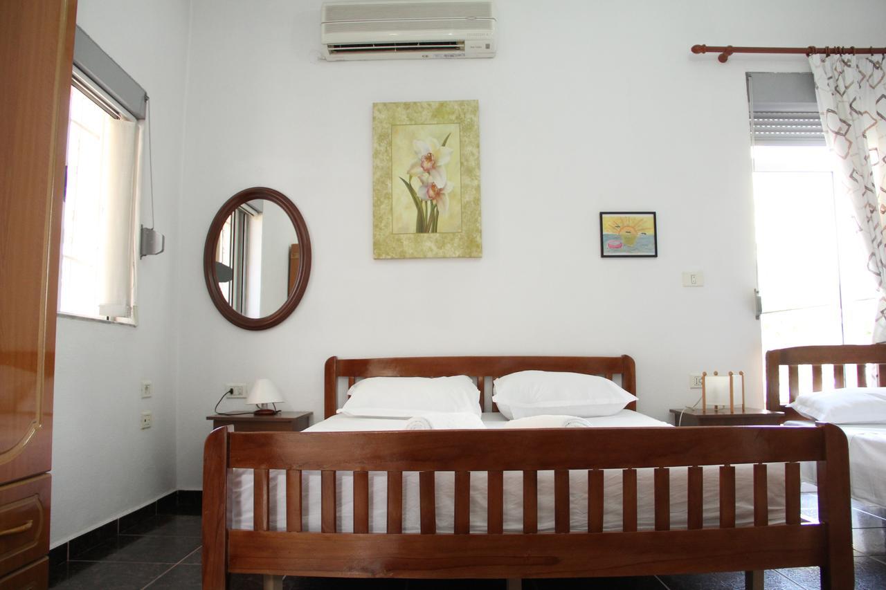 Hotel Italia Tirana Kültér fotó